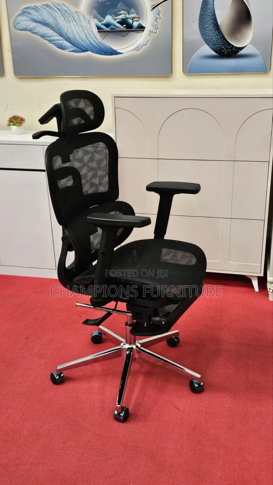 Orthopedic Office Chair With Retractable Legrest