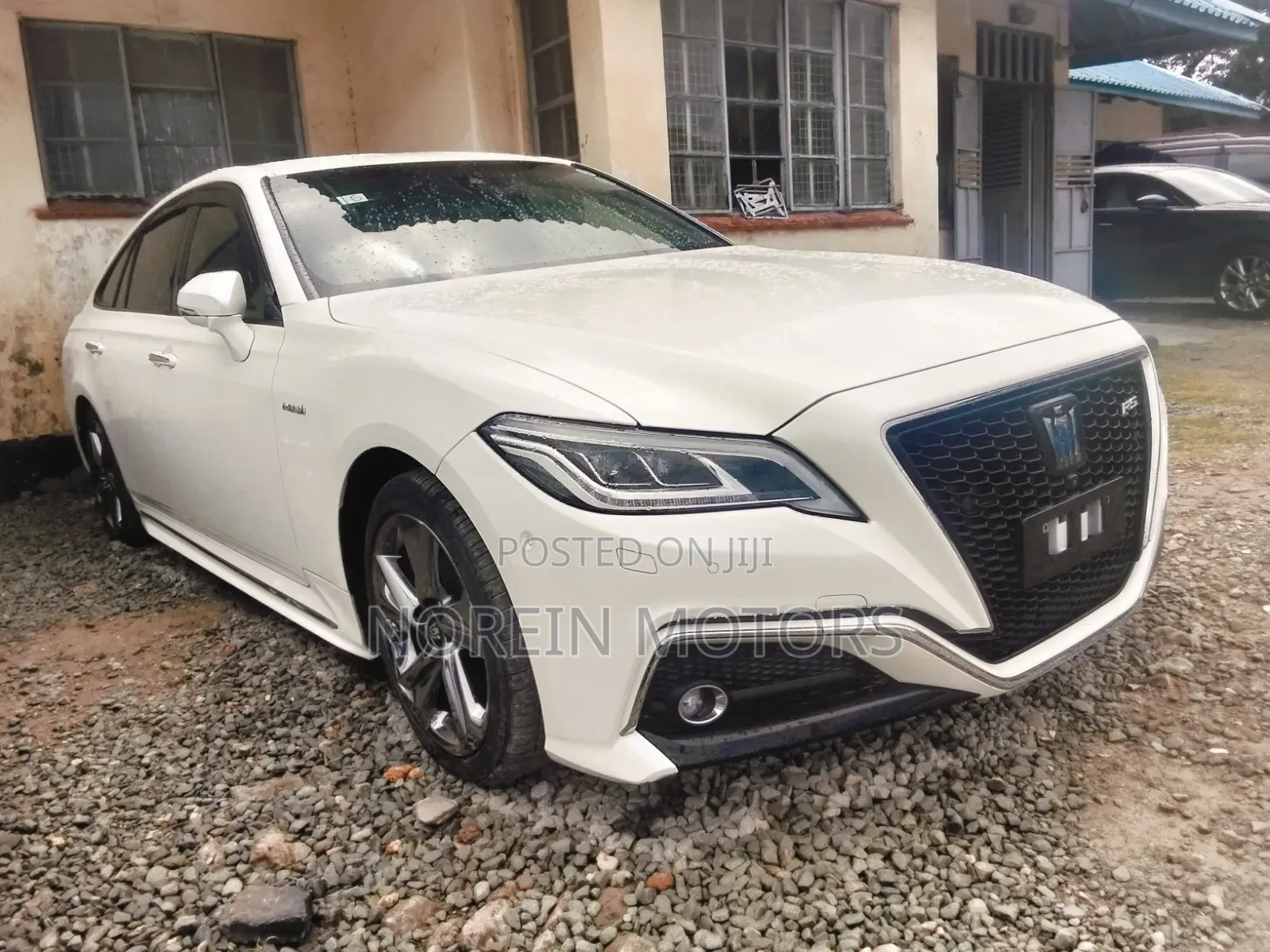 Toyota Crown 2020 Pearl