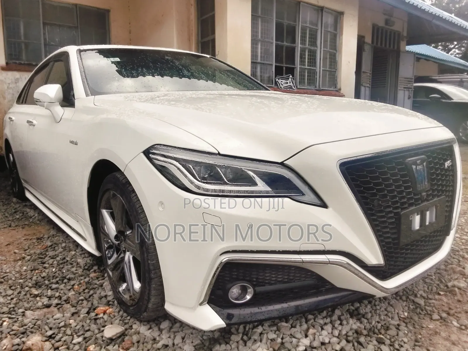 Toyota Crown 2020 Pearl