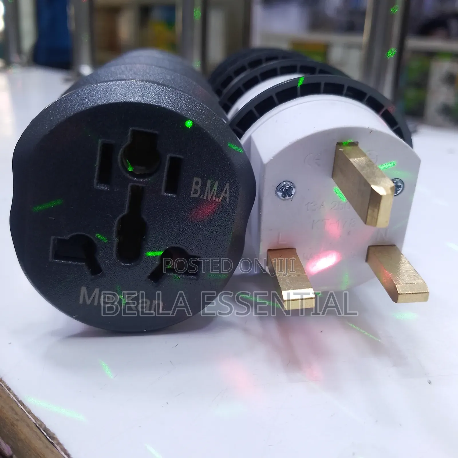 Traveling Adaptor