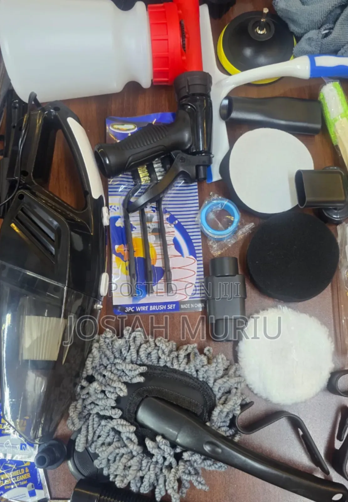Brushes With Vacuum Cleaner