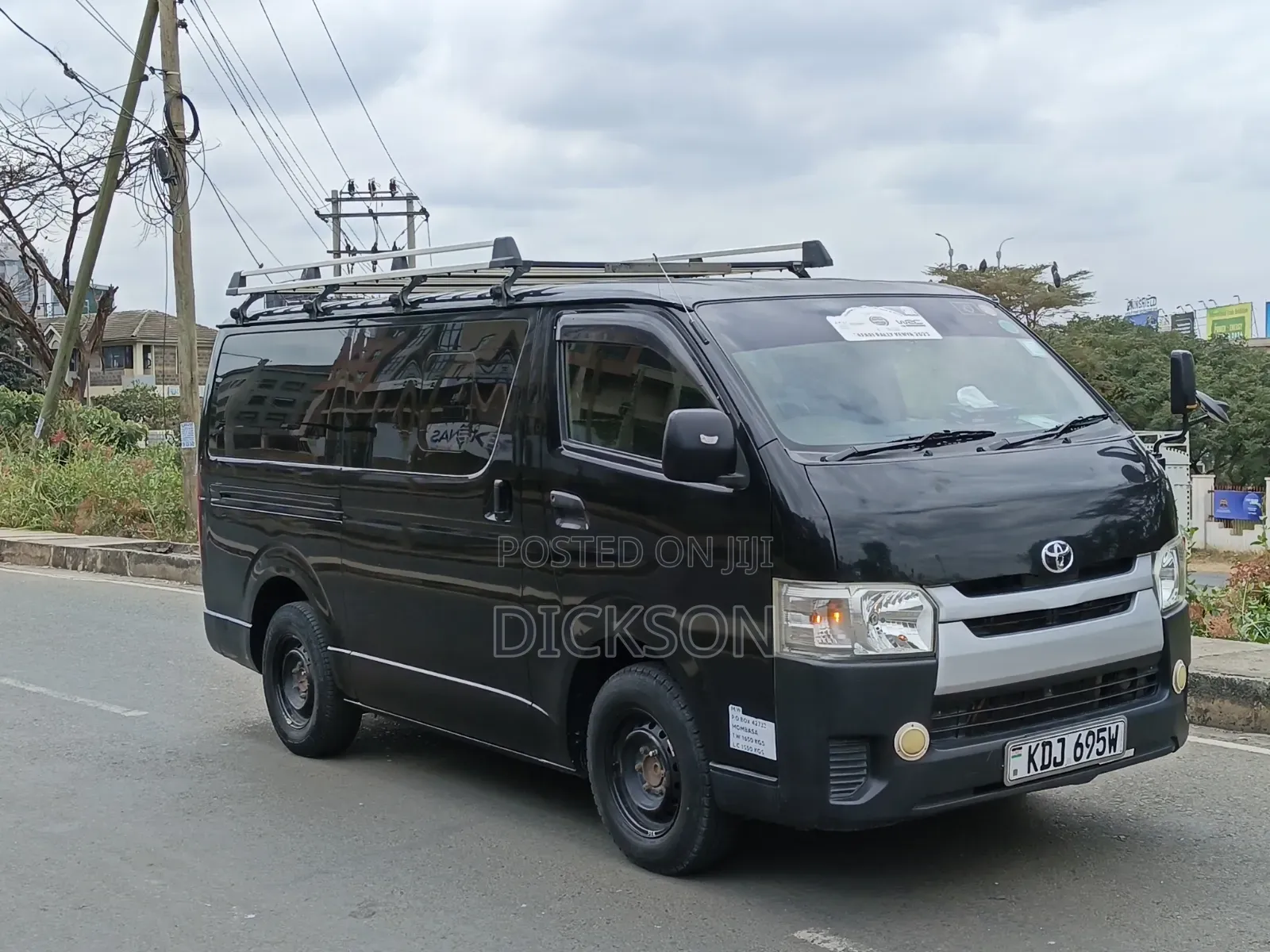Toyota HiAce 2015 Black