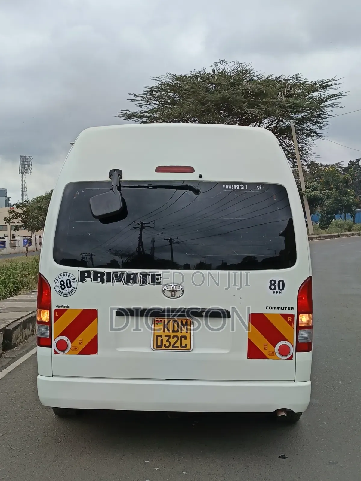Toyota HiAce 2015 White