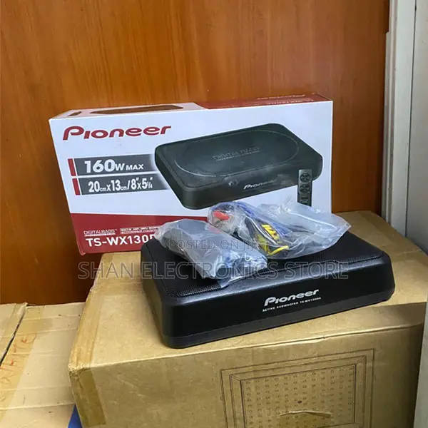 High-Performance Class-D Amplifier Ultra Slim Active Car Subwoofer