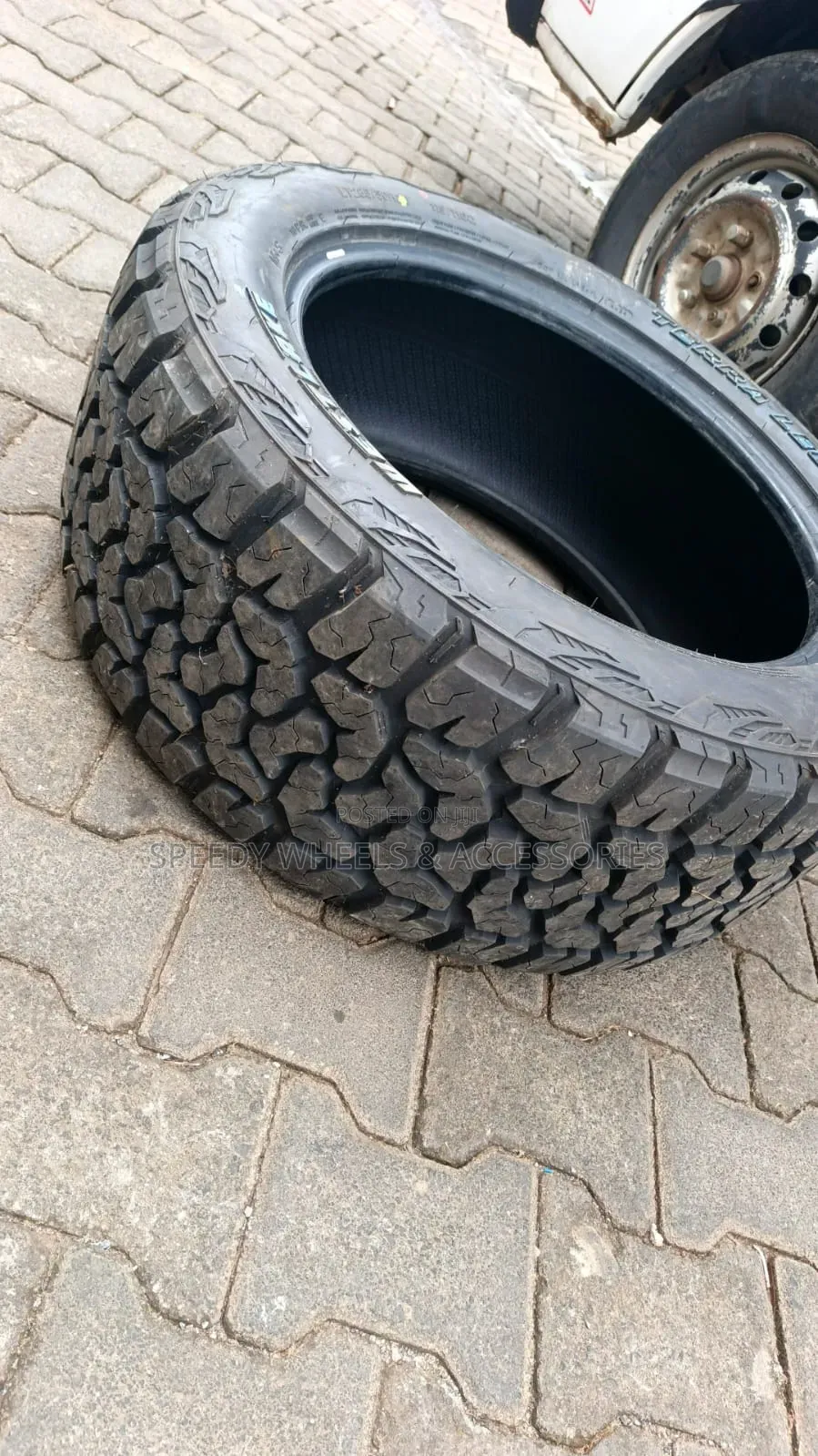 Mickey Thompson 265/70r17 Baja At