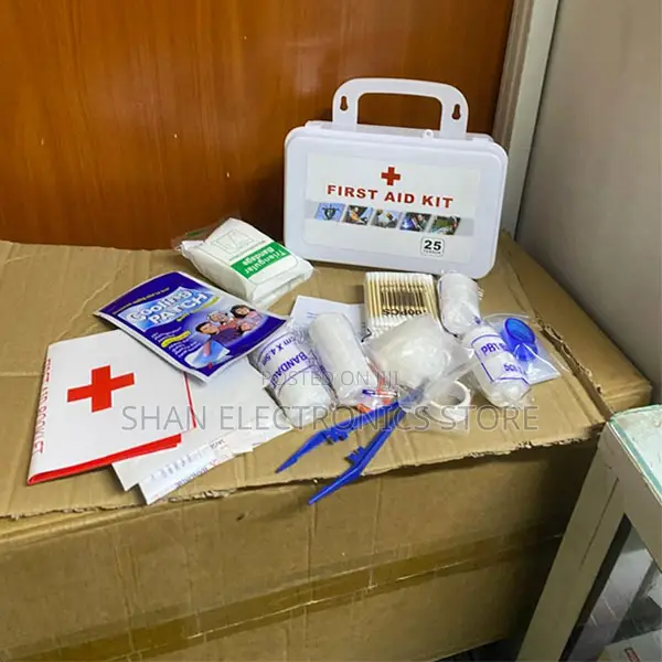 High Quality Waterproof Mini Portable Red First Aid Kit Emergency Kit