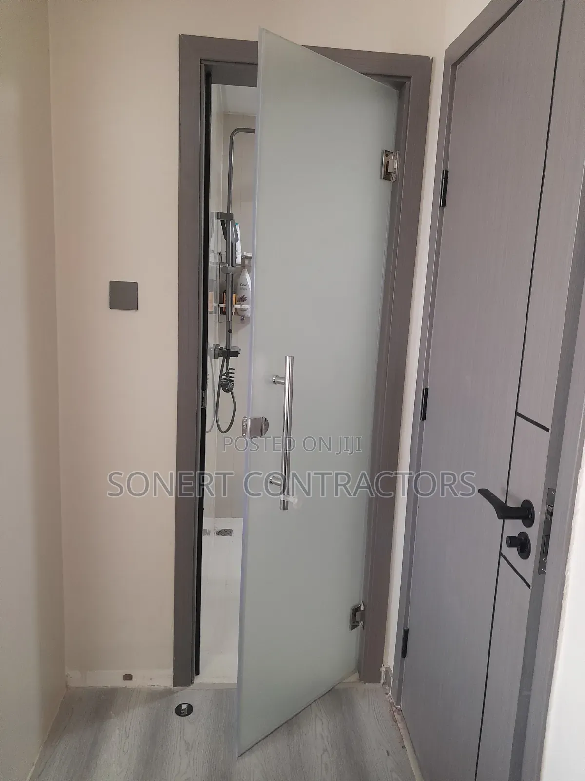 Sandblasted Toilet Glass Door