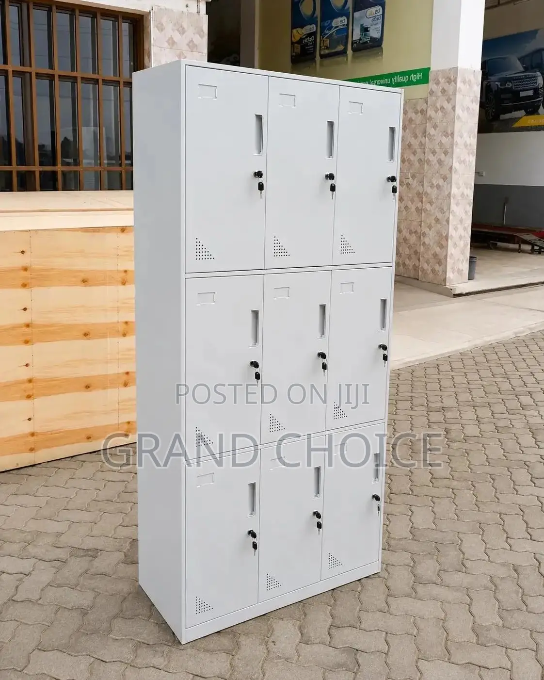 Metal Locker Cabinet With 9 Lockable Door