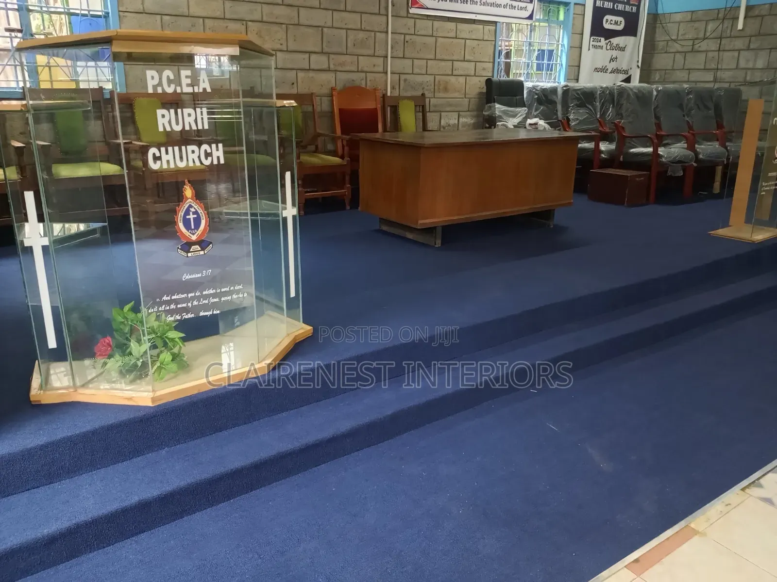 The Art of Elegant Flooring Blue and Red Wall to Wall Carpets