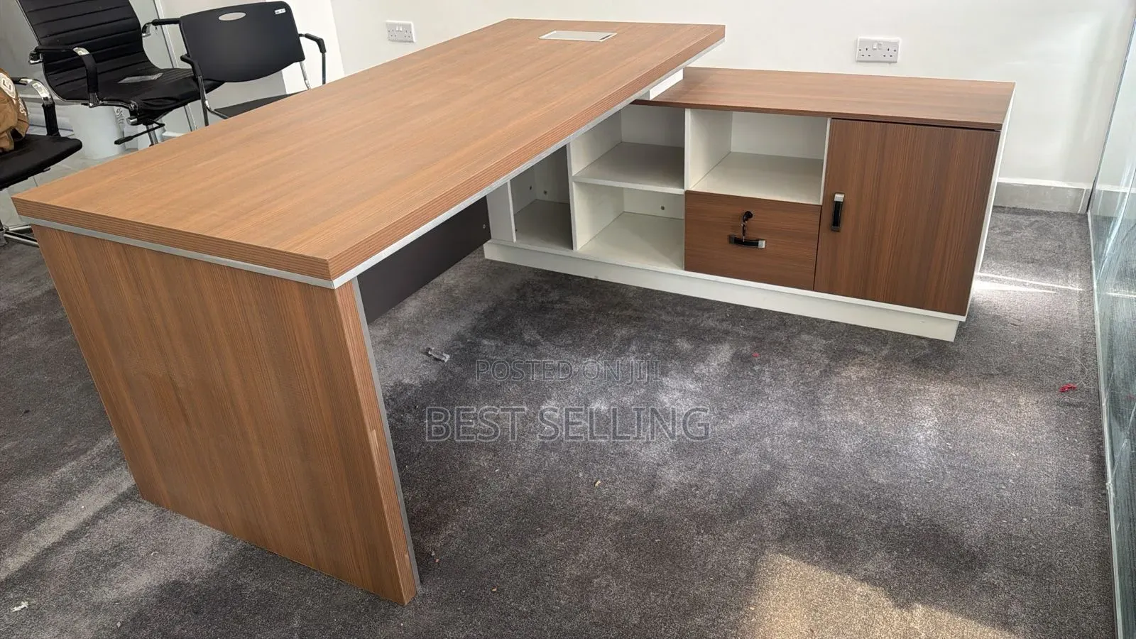 Modern Executive Office Desk 1.6m