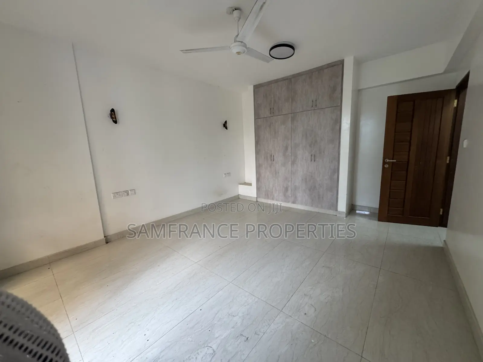 4bdrm Apartment in Kizingo Mombasa for sale