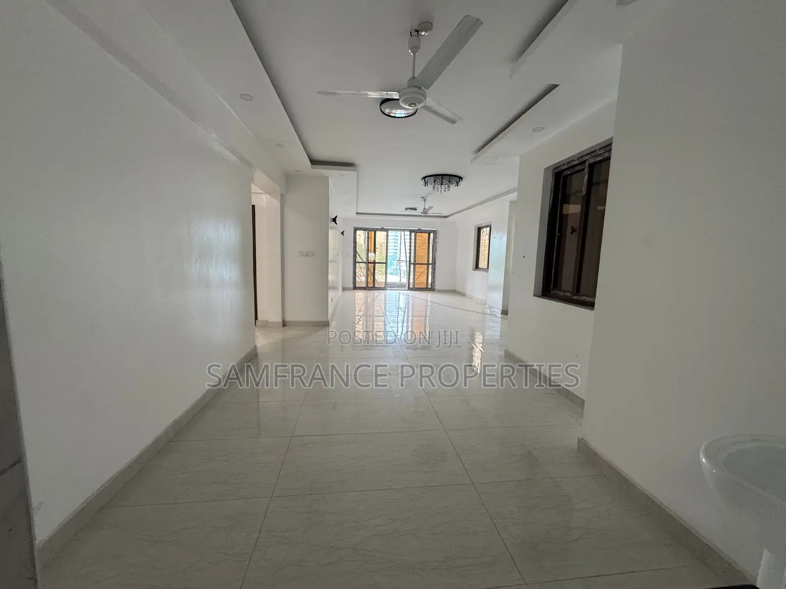 4bdrm Apartment in Kizingo Mombasa for sale