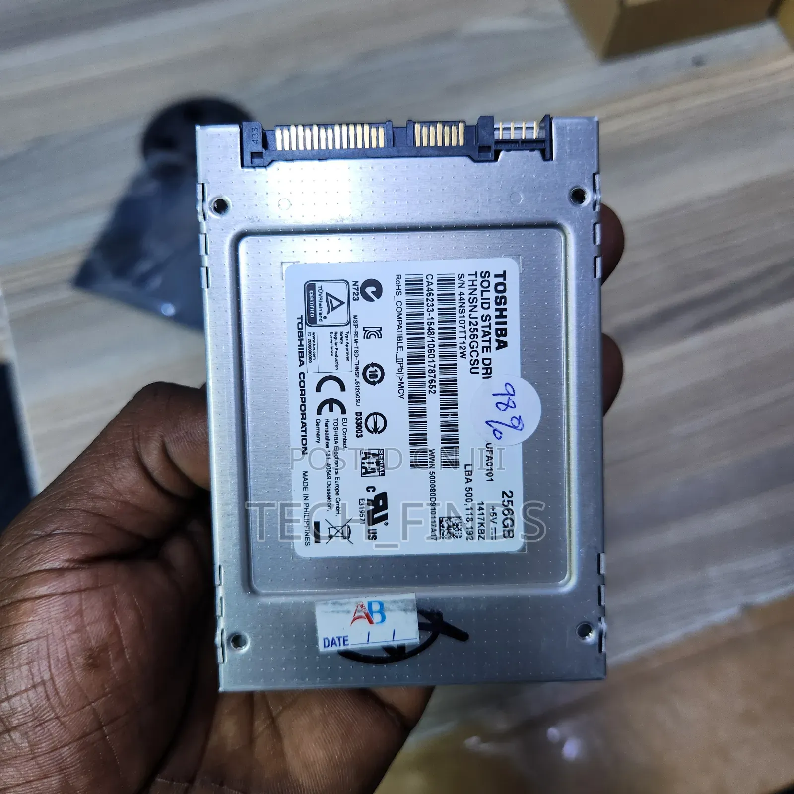 Toshiba 256GB 2.5" SATA SSD Solid State Drive for Laptop and Desktop