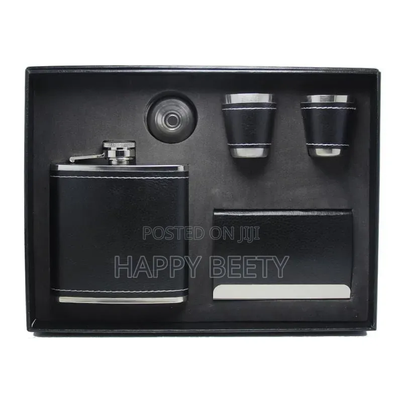 Black Leather-Covered Whiskey Flasks Gift Set
l
