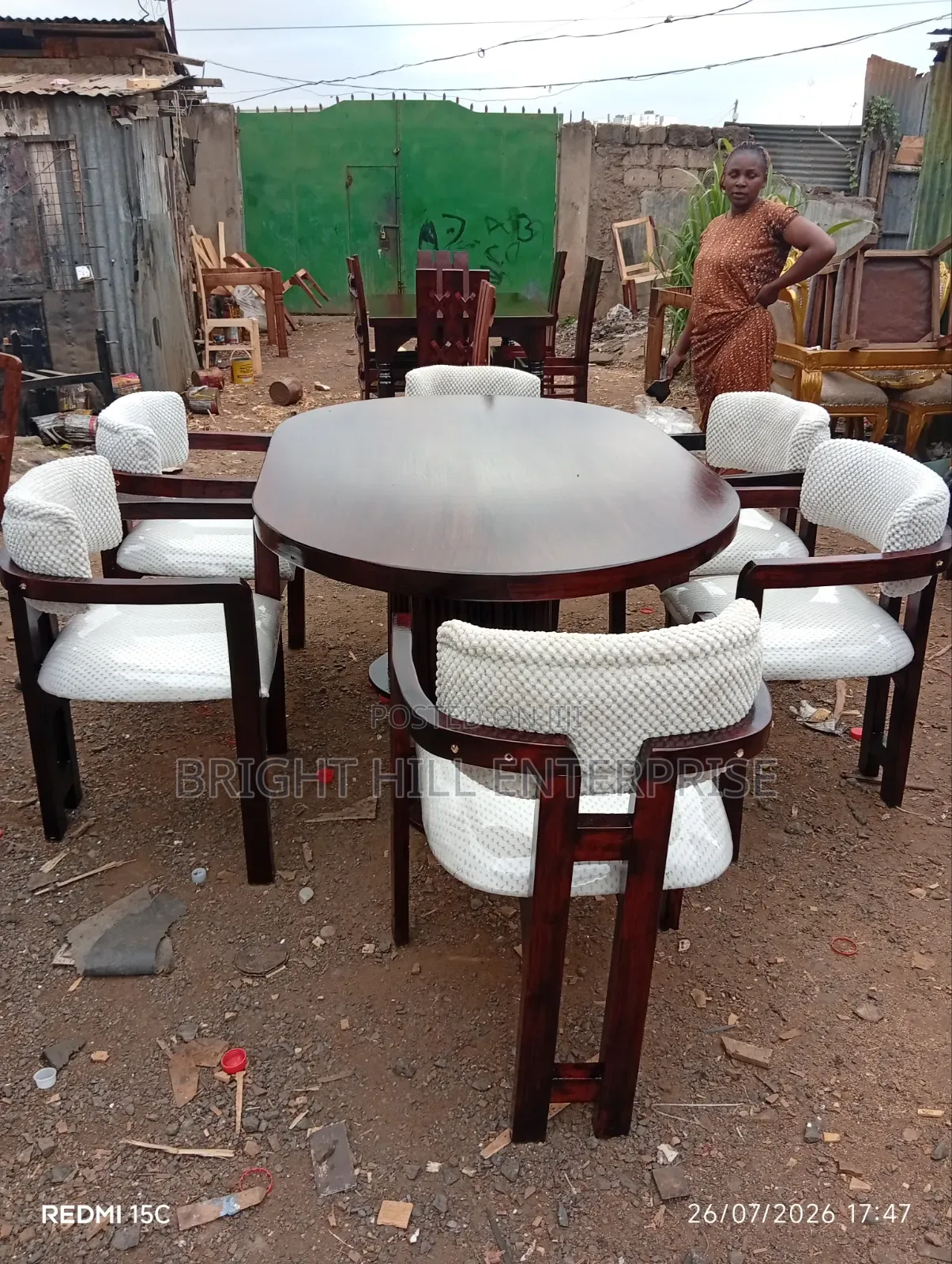 Shiny Attractive 6 Seater Dining Tables