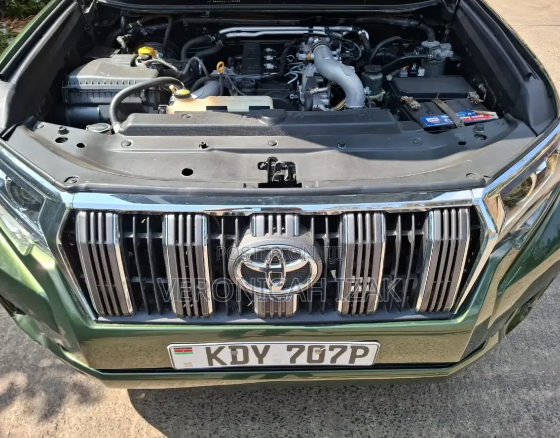 Toyota Land Cruiser Prado 2012 Green