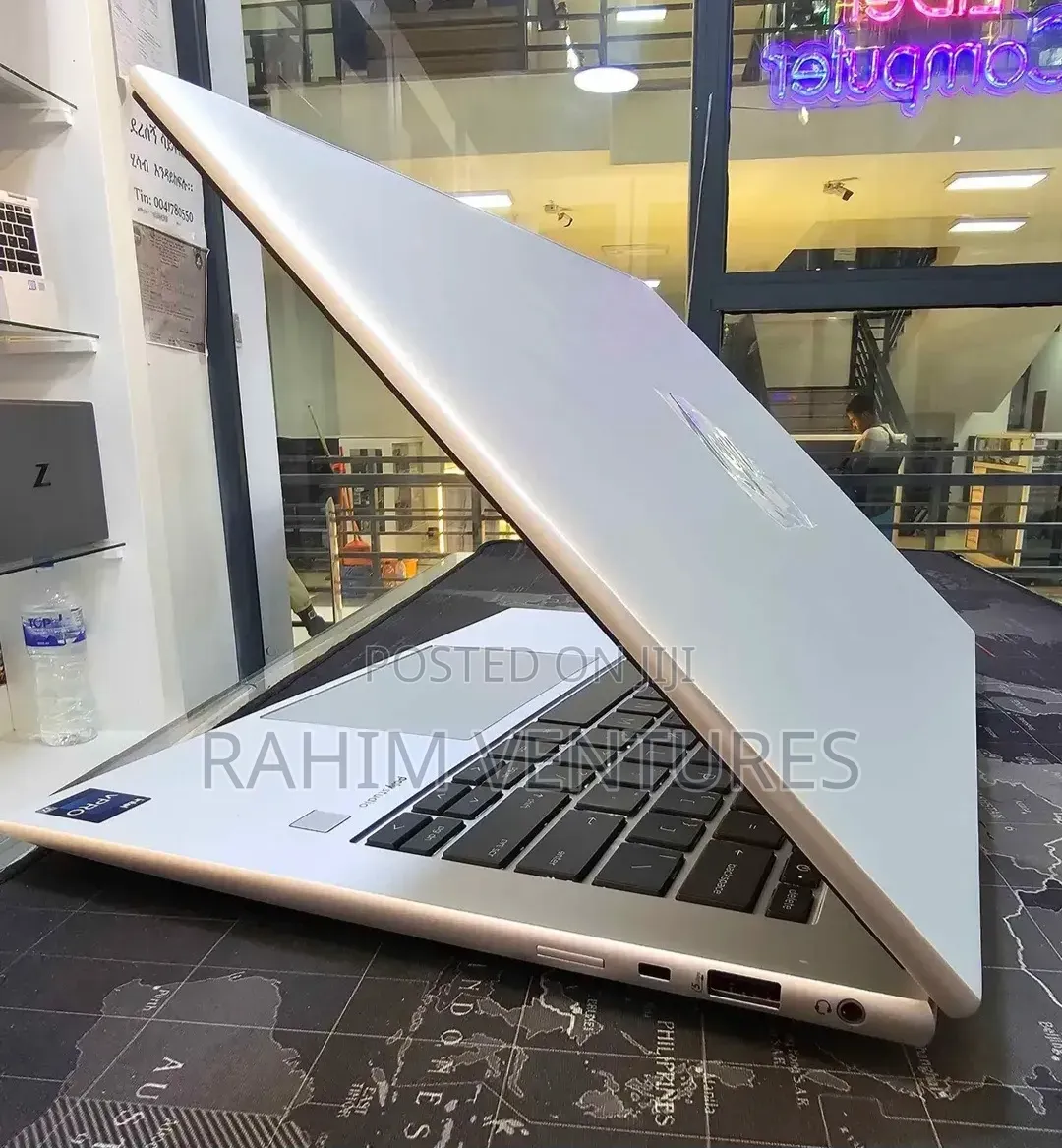 Laptop HP EliteBook 840 G10 16GB Intel Core i7 SSD 512GB