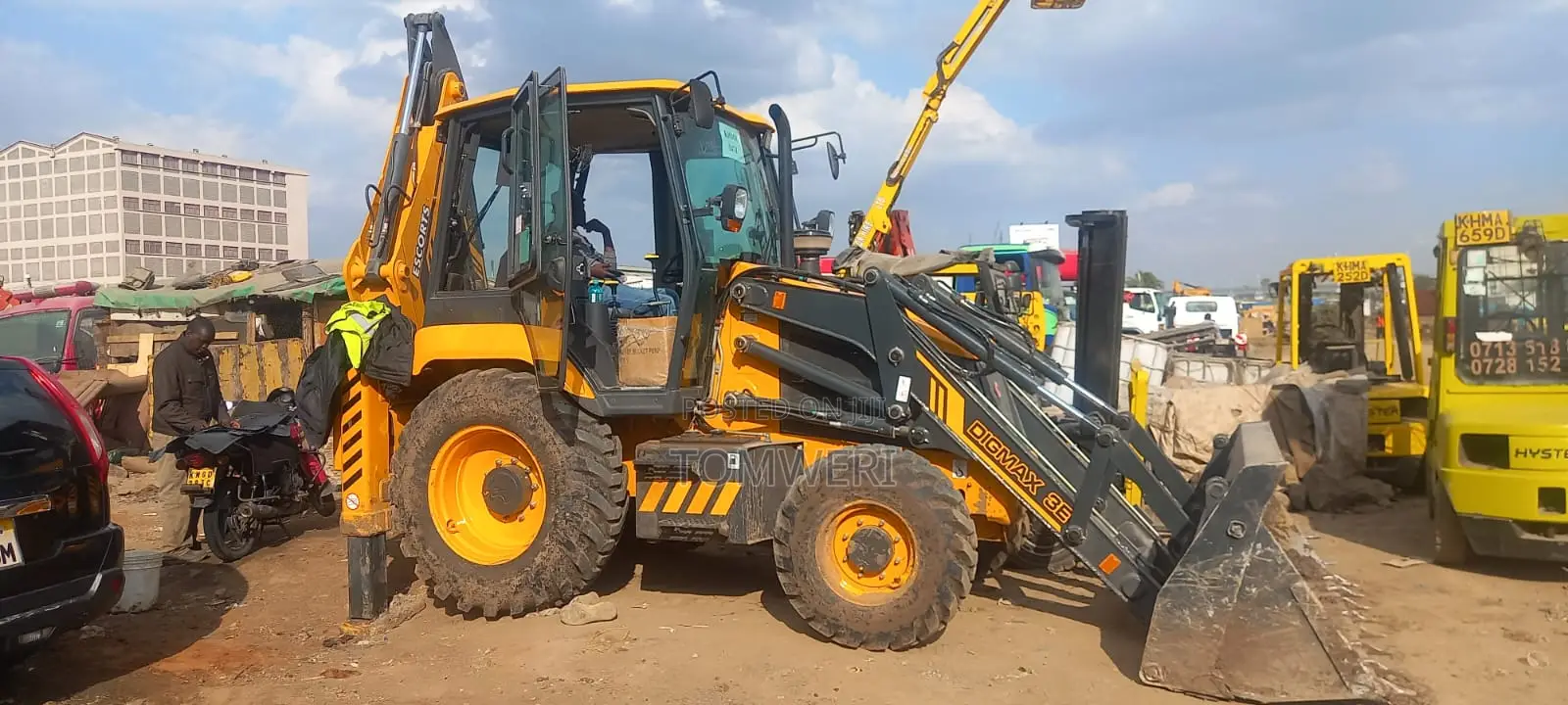 Backhoe for Hire in Machakos Konza Kyumvi