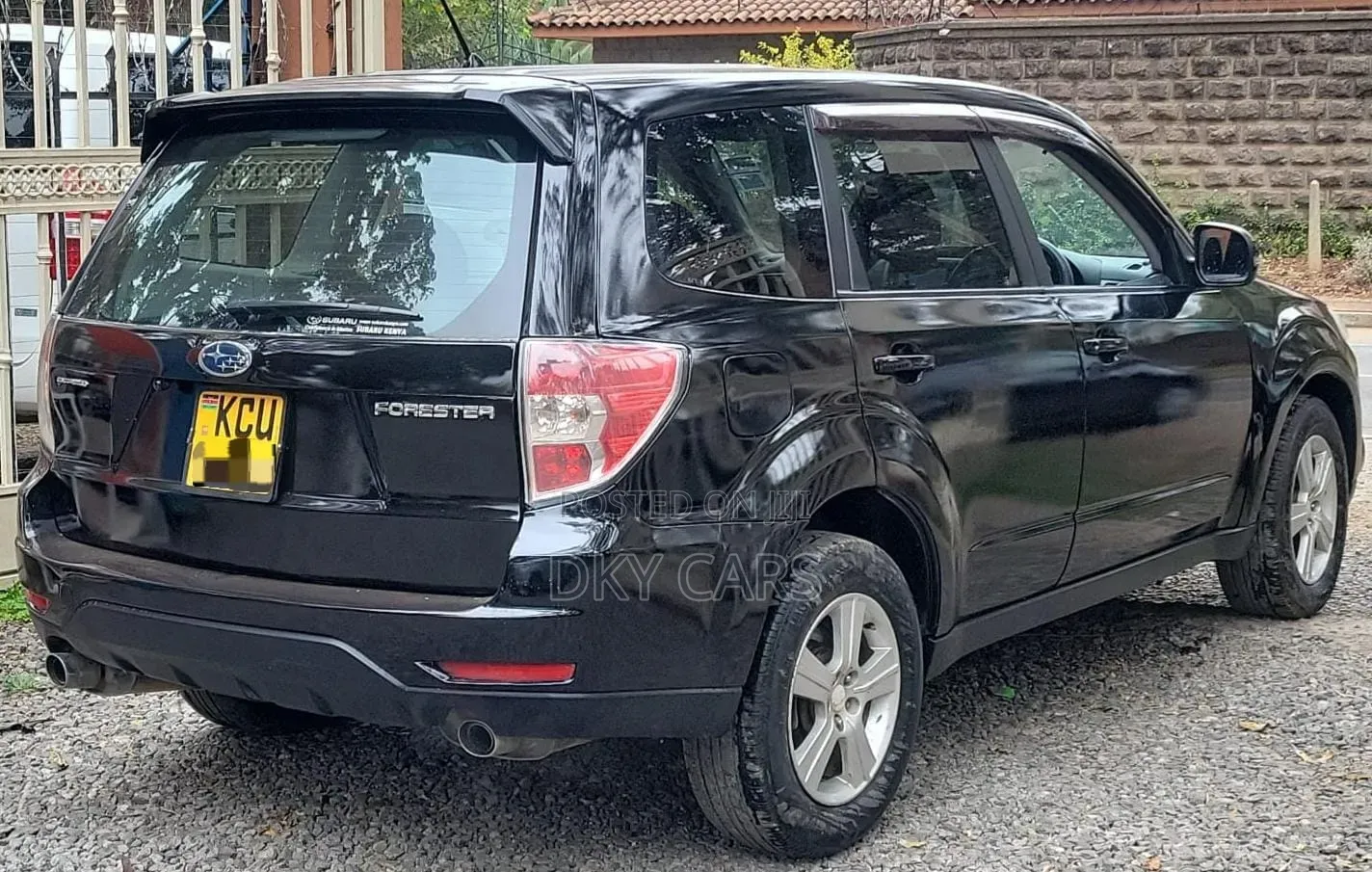 Subaru Forester 2011 Black