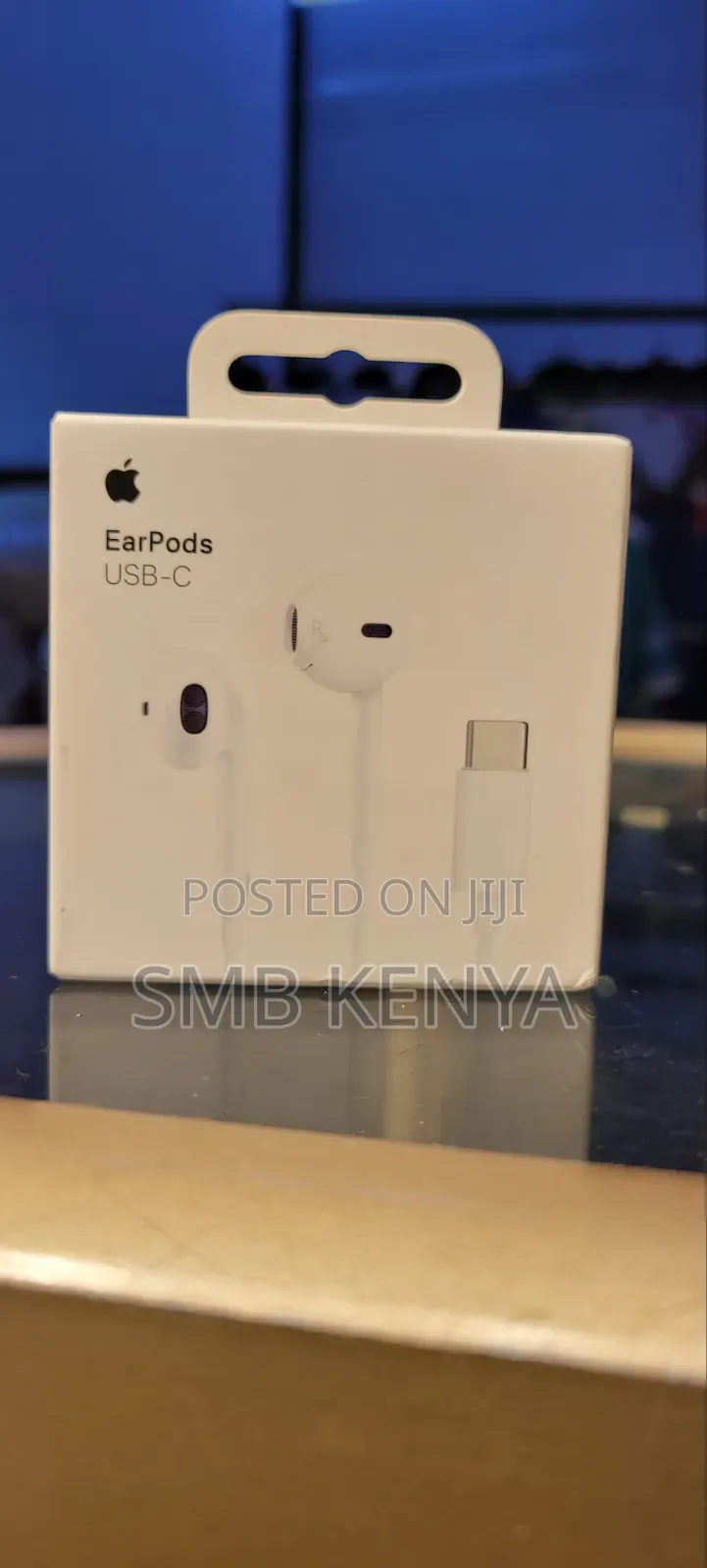 Apple EarPods USB-C Wired Earphones With Built-in Microphone
