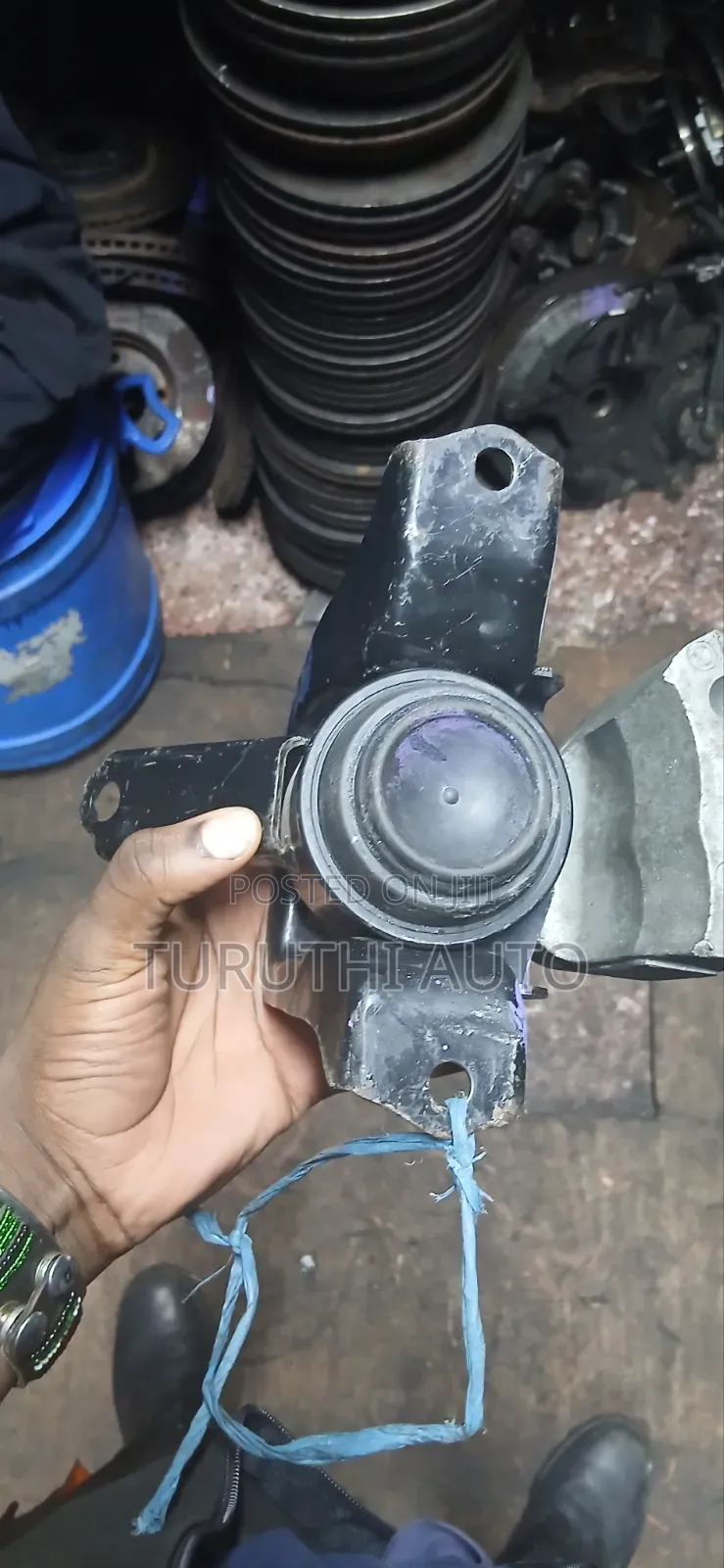 Engine Mounting for Passo