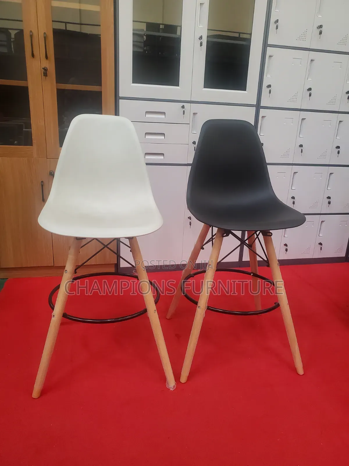 High-Stool Chairs