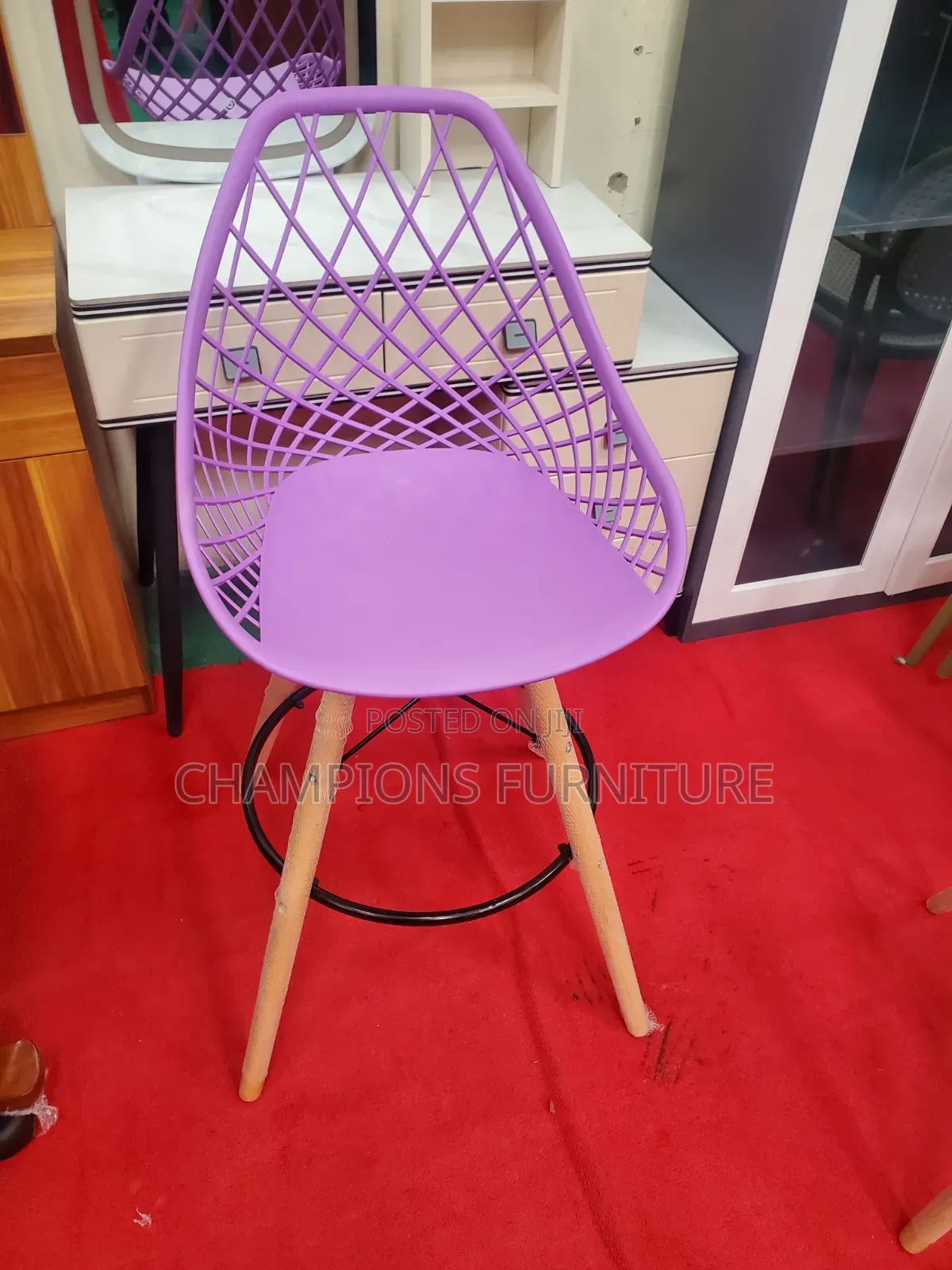 High-Stool Chairs