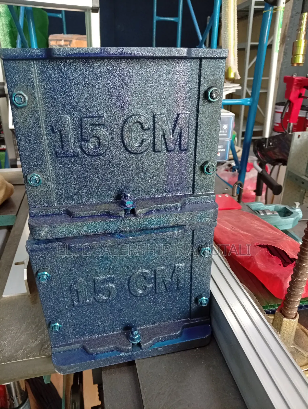 Concrete Cube Test Mould 15cm – Durable Cast Iron Construction