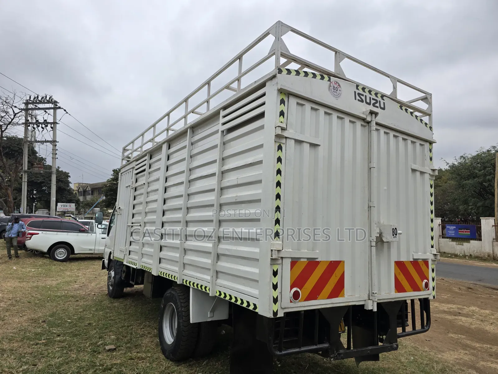 Isuzu NPR Truck