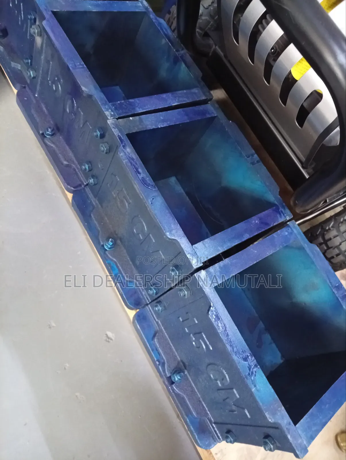 Heavy-Duty 150mm Concrete Test Cube Mould