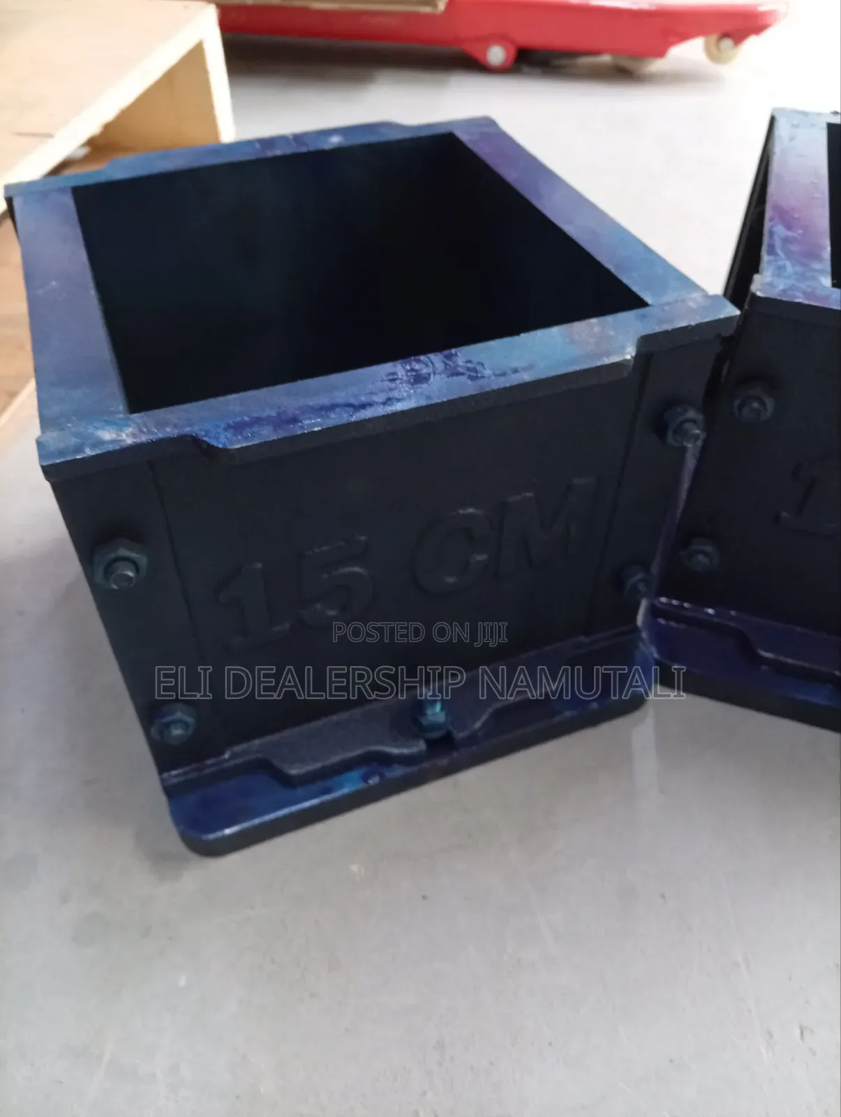 Reliable 15cm Concrete Cube Mould for Construction Testing