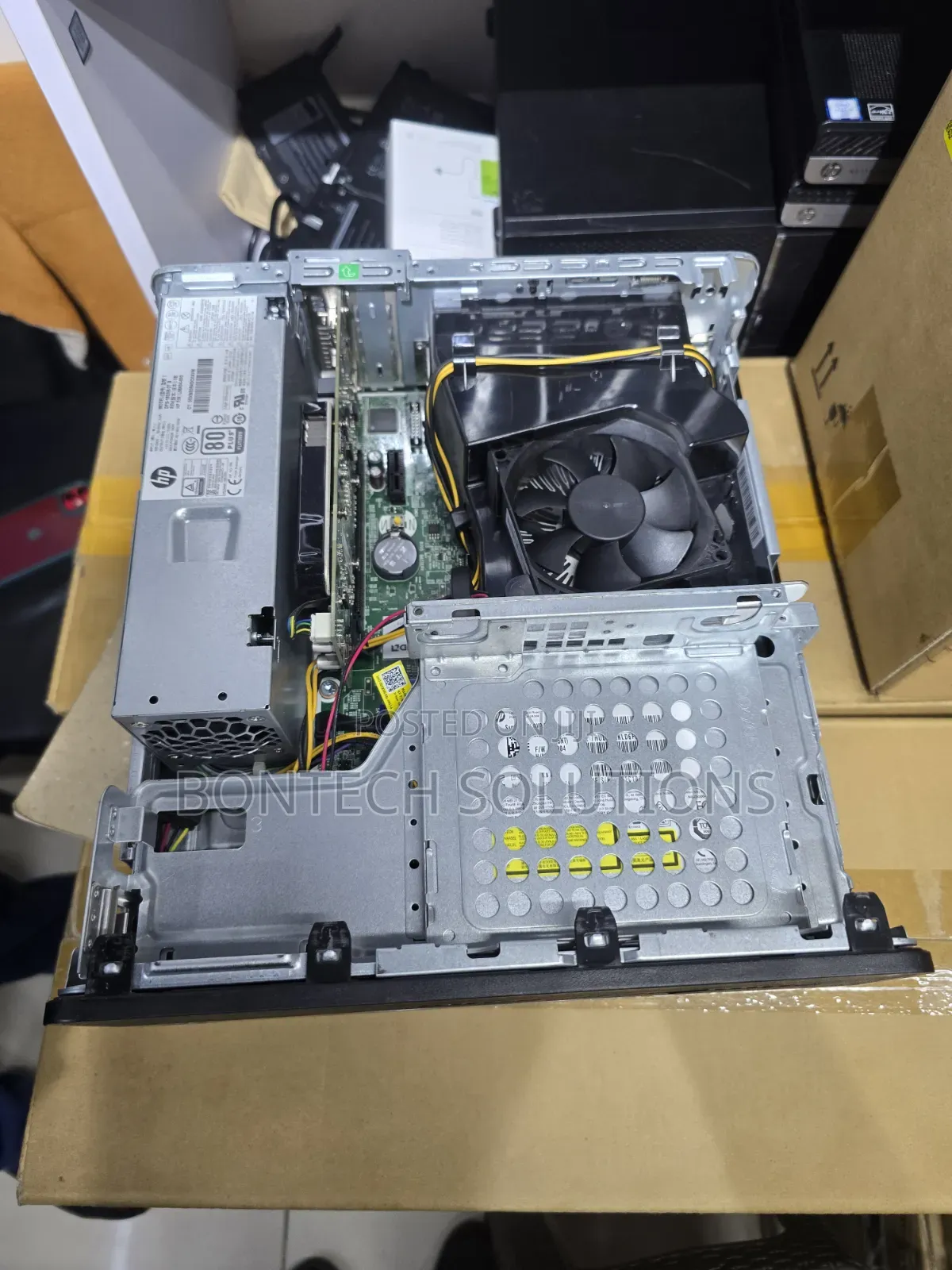 Desktop Computer HP EliteDesk 705 8GB AMD Ryzen 5 SSD 256GB