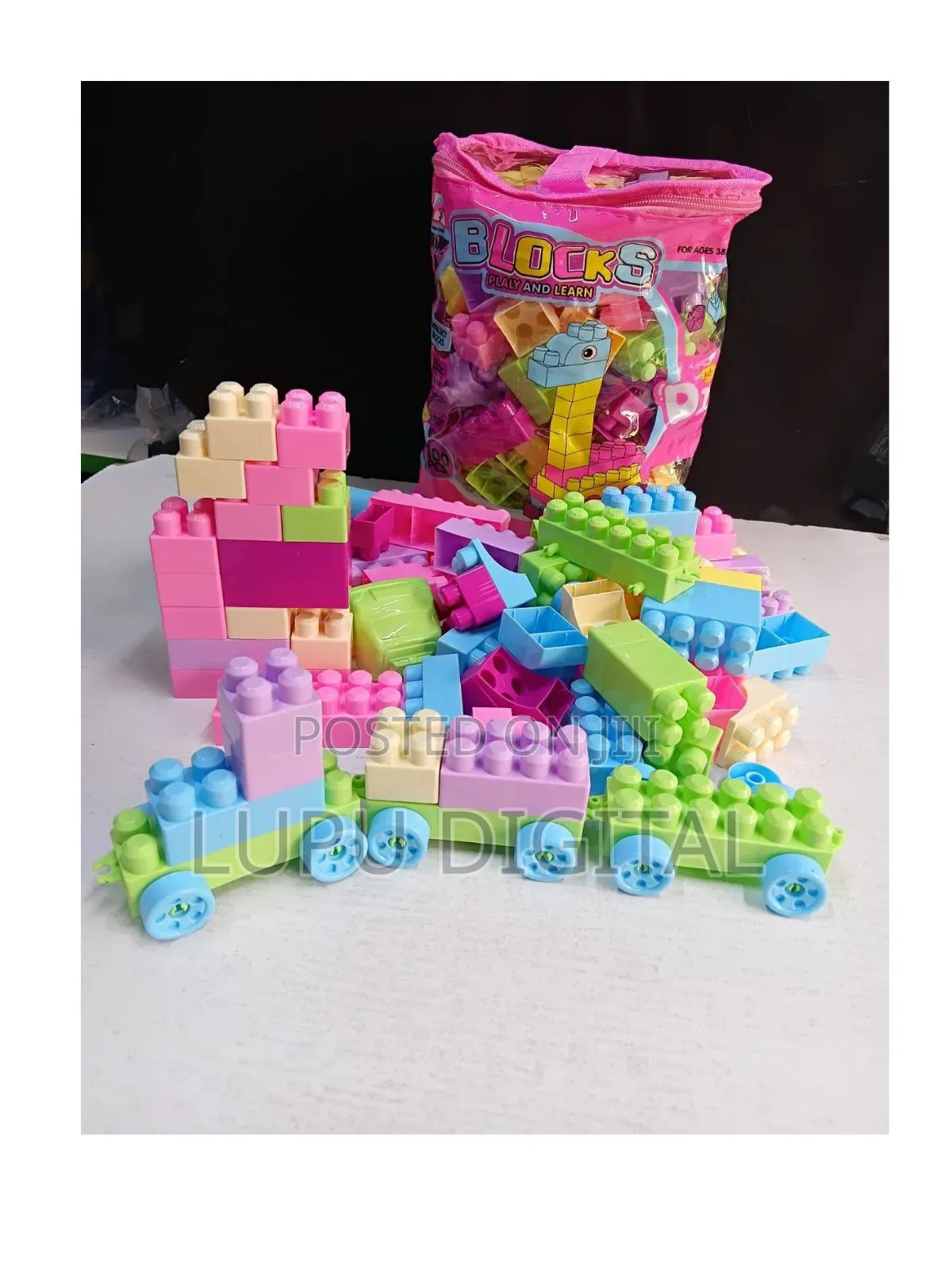 100 Pieces Building Blocks