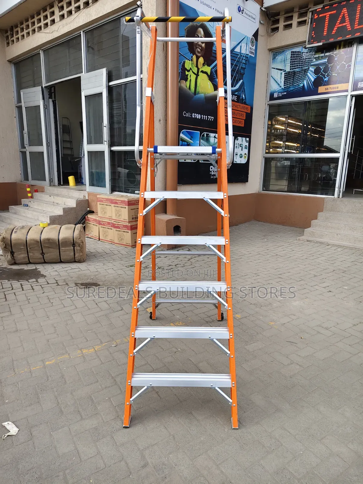 6 Steps Fiberglass Platform Ladder