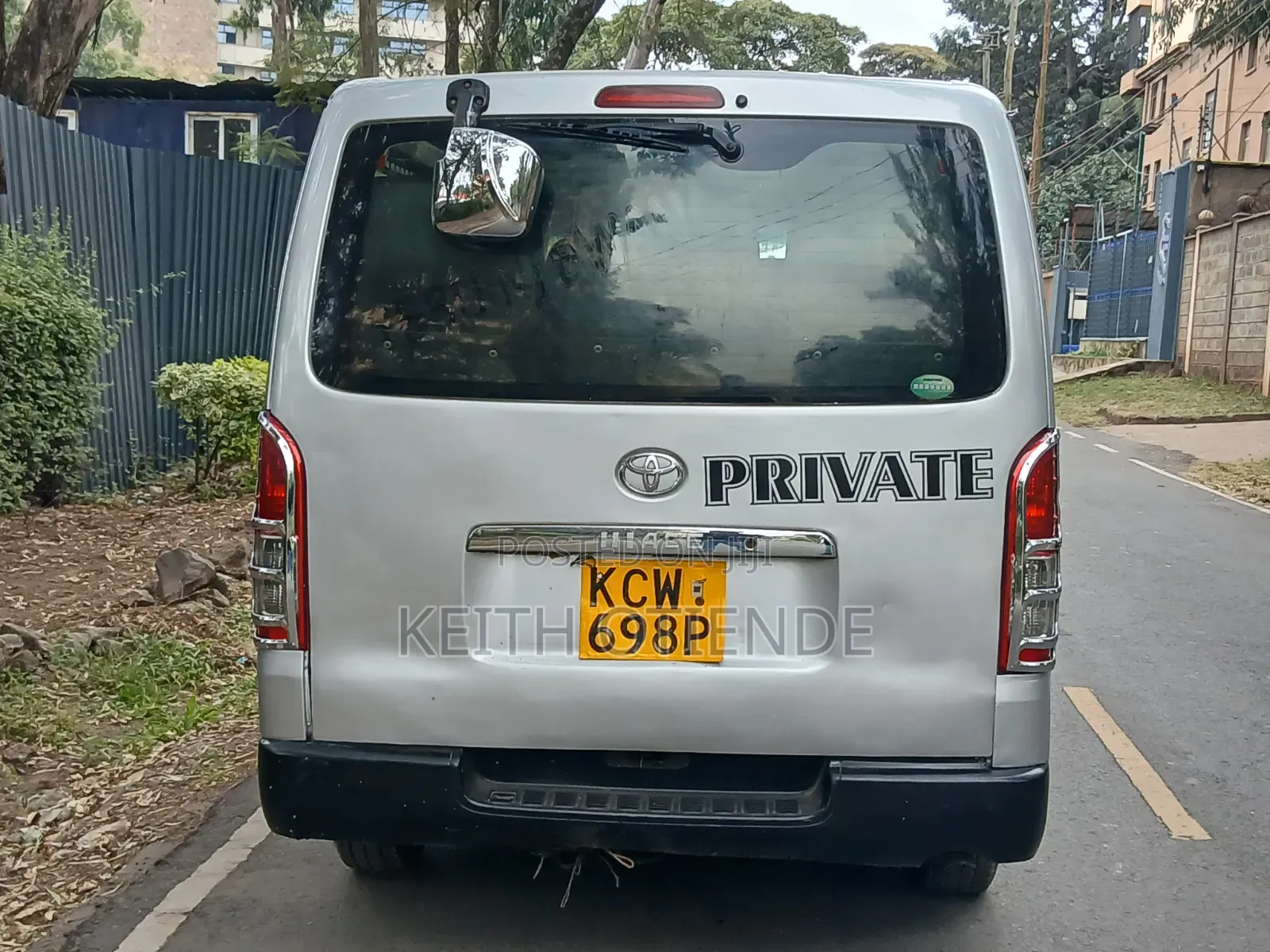 Toyota HiAce 2013 Silver
