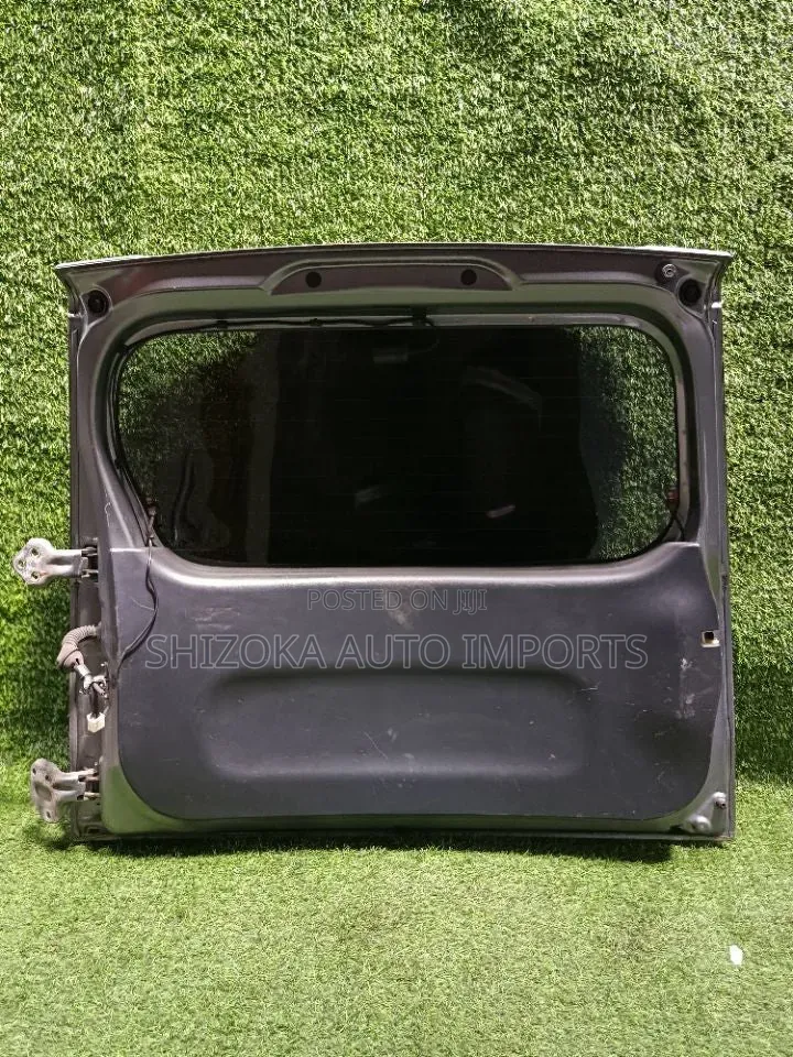 Tail Gate/Boot Daihatsu Move L175s