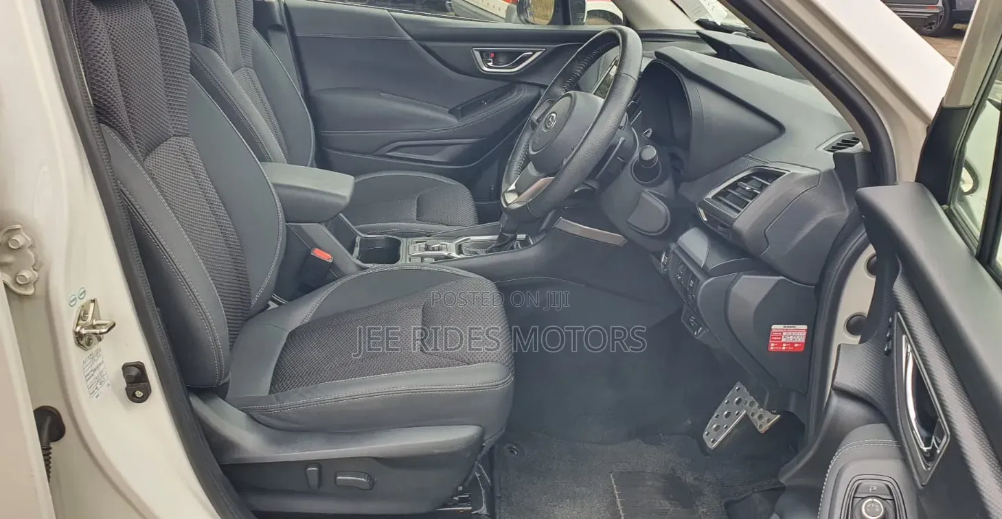 Subaru Forester 2018 Pearl
