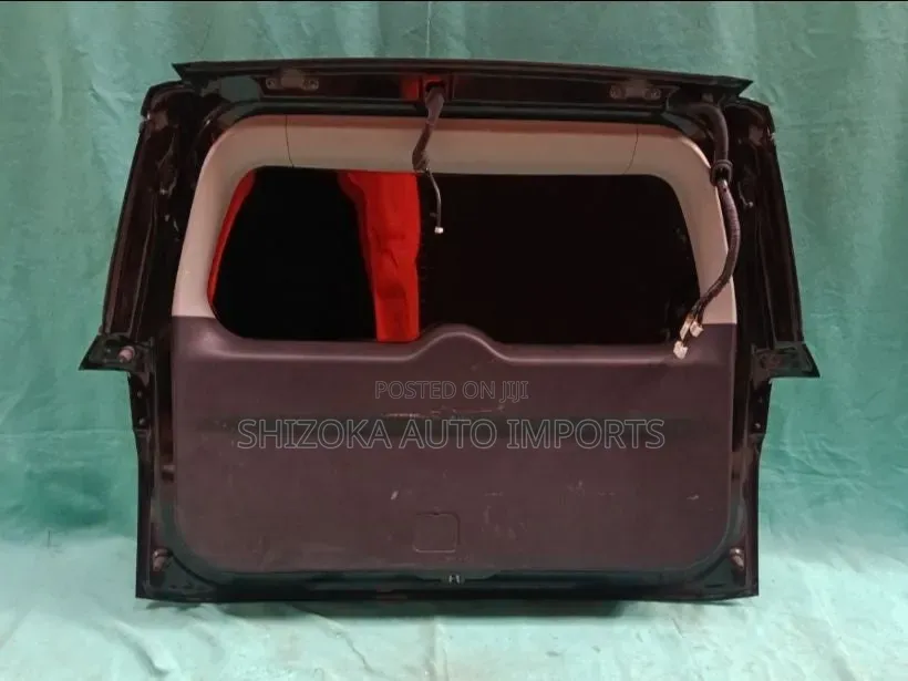 Tail Gate/Boot Nissan Elgrand Te52 2012