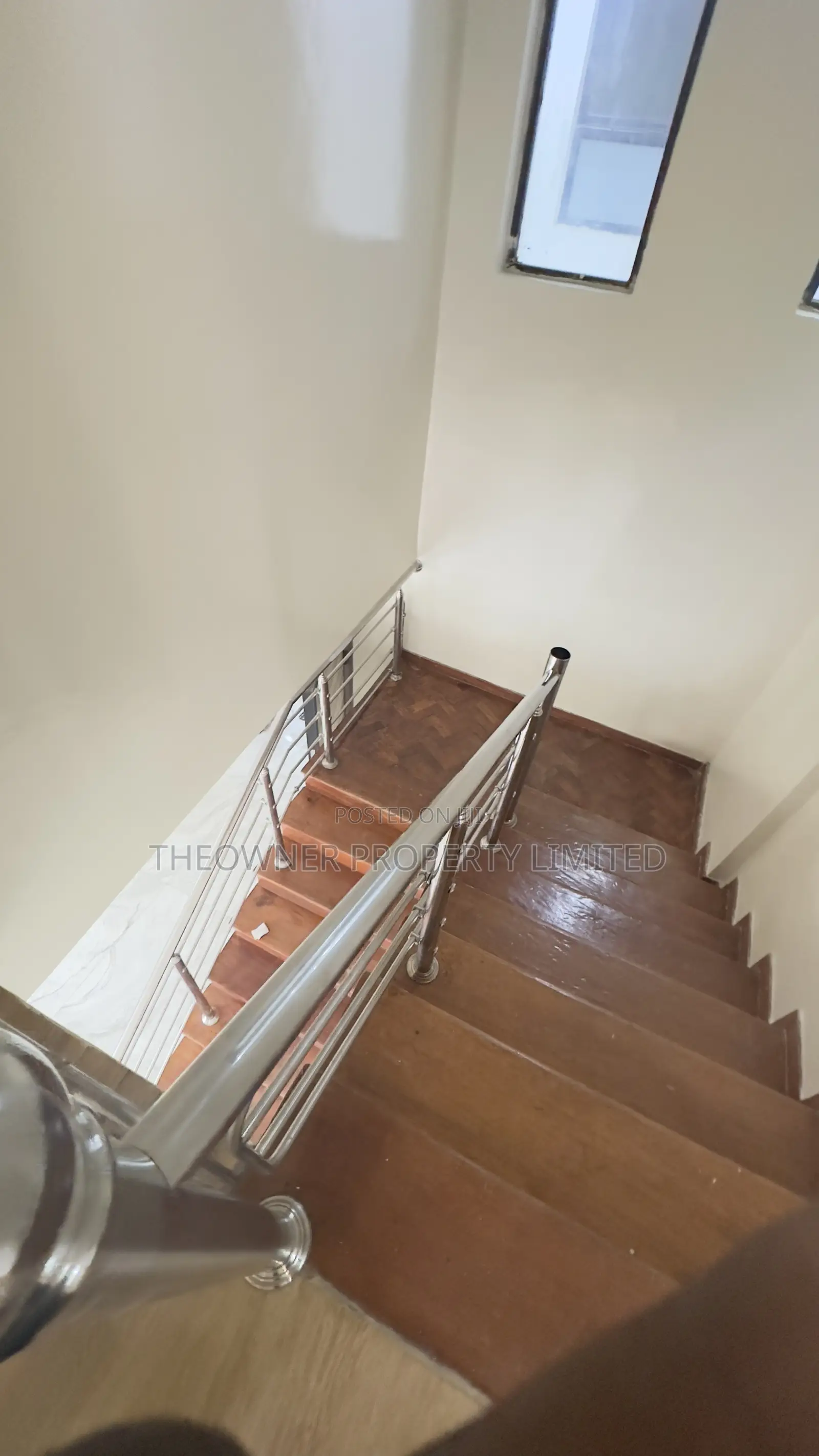 4bdrm Duplex in Parklands for rent