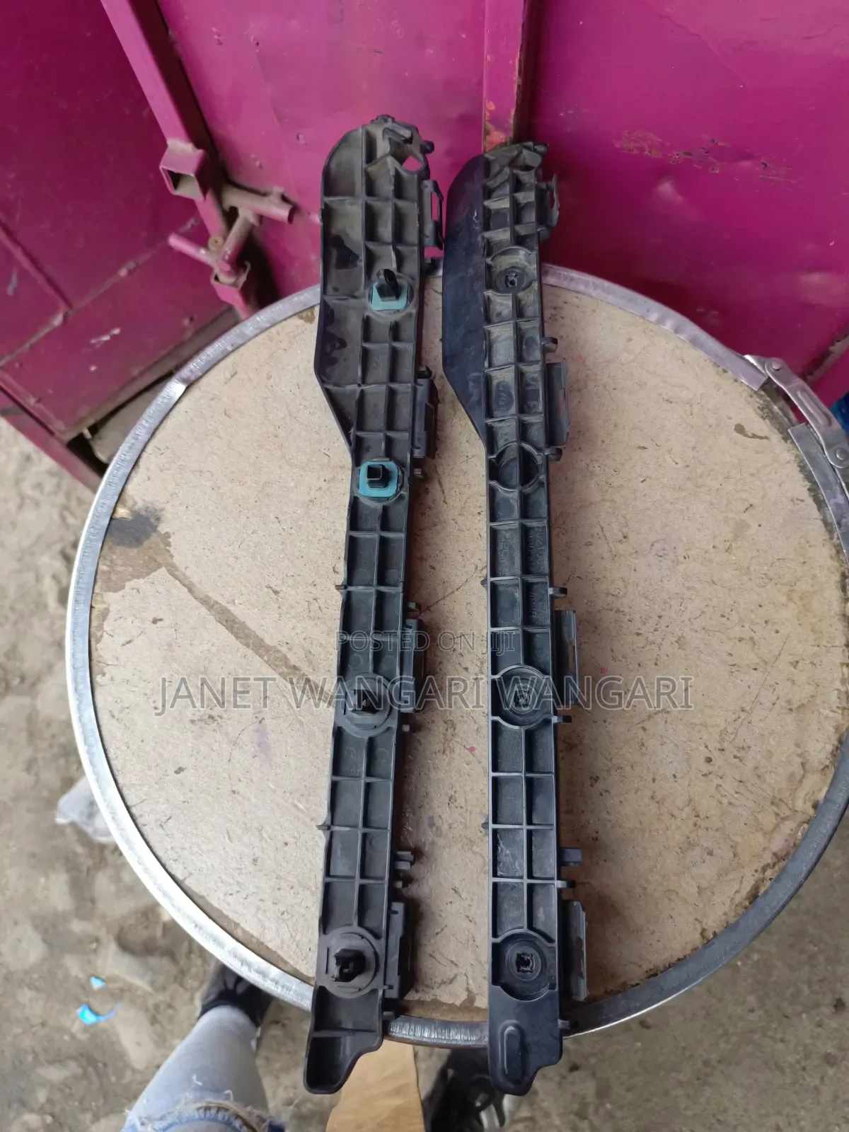 Rear Bumper Slide/Bumper Holder Toyota Harrier New Model