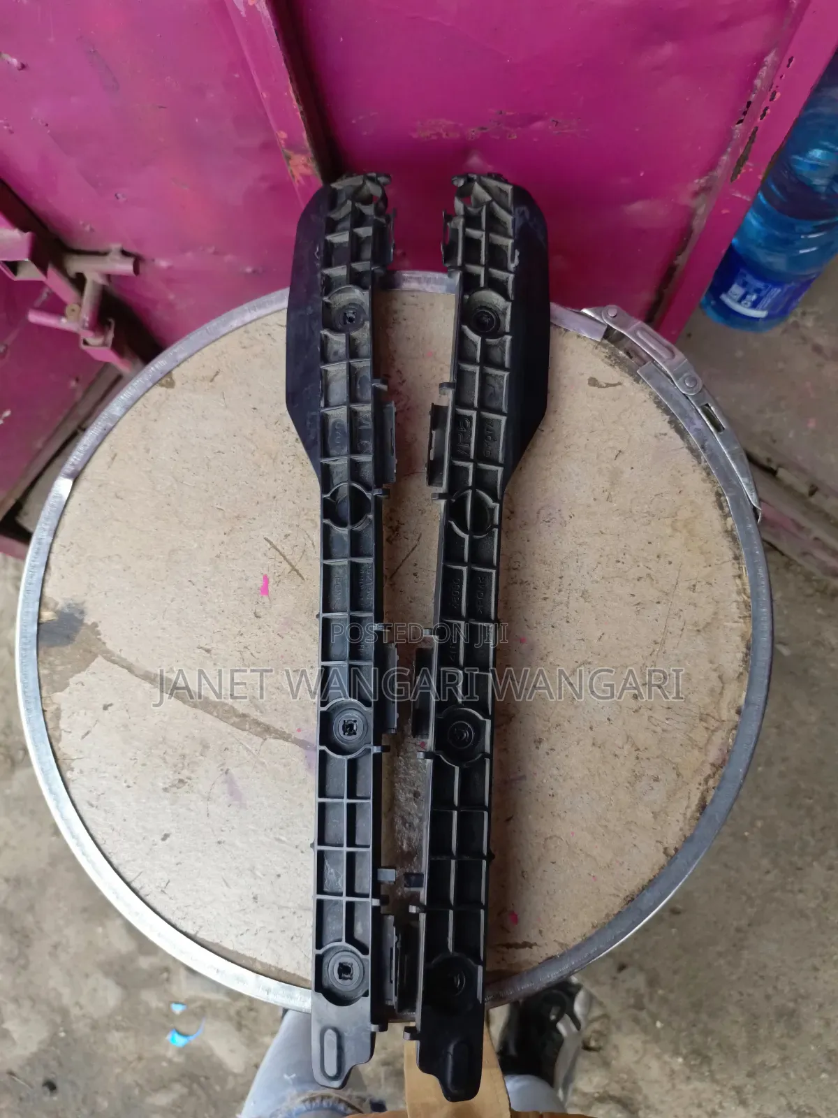 Rear Bumper Slide/Bumper Holder Toyota Harrier New Model