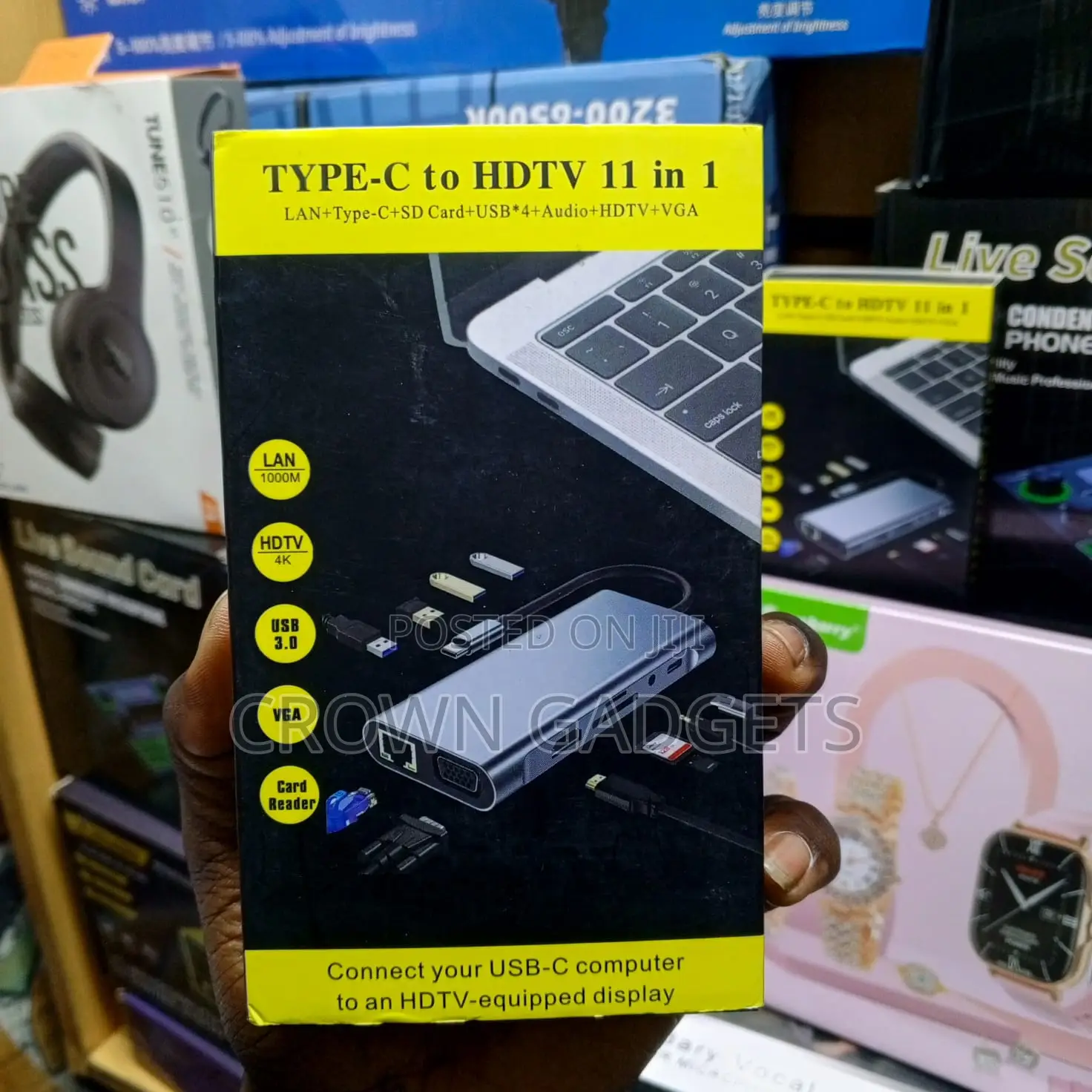 11-in-1 USB-C Hub With HDMI VGA Ethernet SD TF Reader