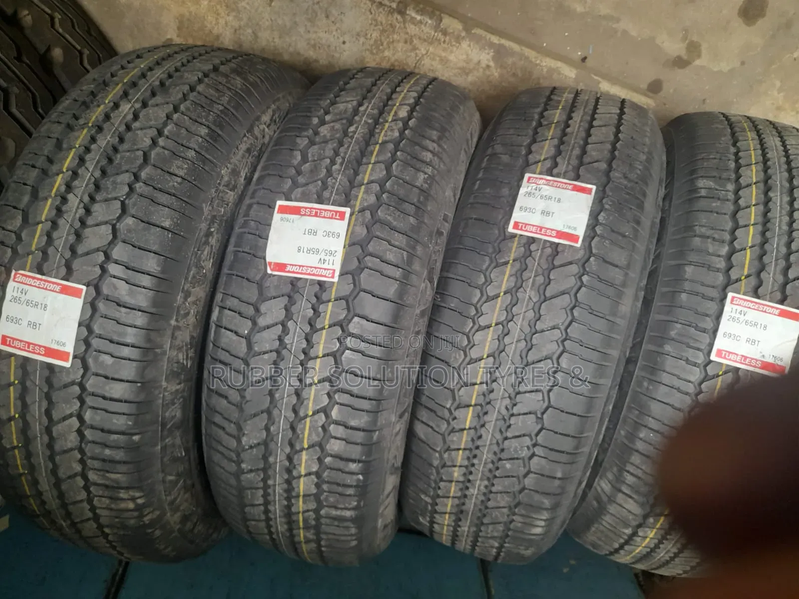 265 /65 R18 Bridgestone Tyres 114v 693c RBT
