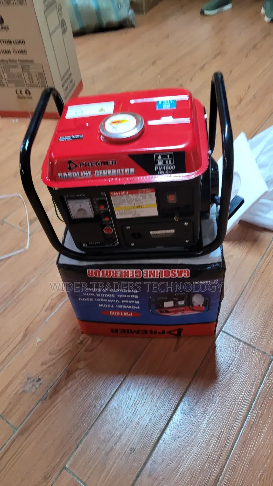 Premier PM1800 Gasoline Generator, Portable Power Unit 750W