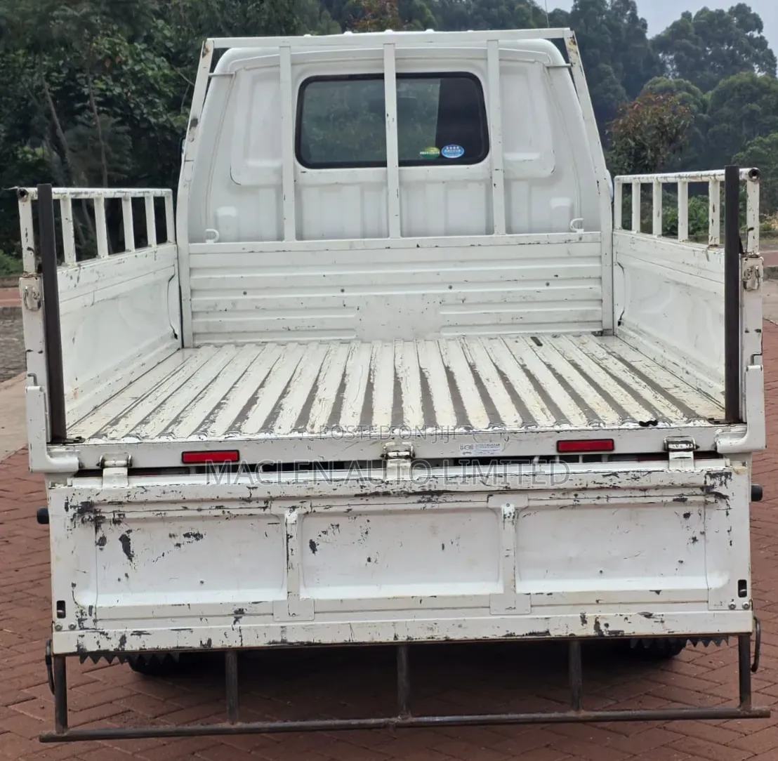Mazda Bongo Pickup