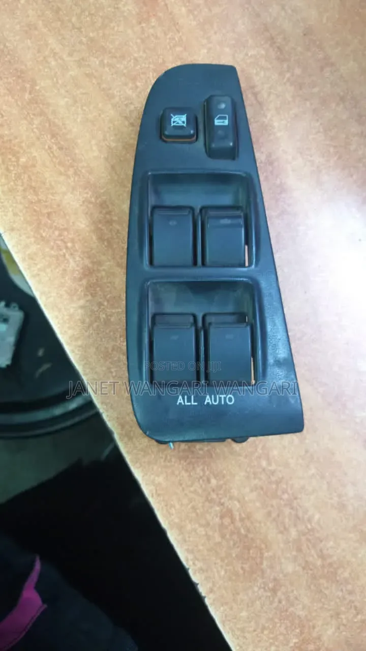 Toyota Avensis Mainswitch Window Control