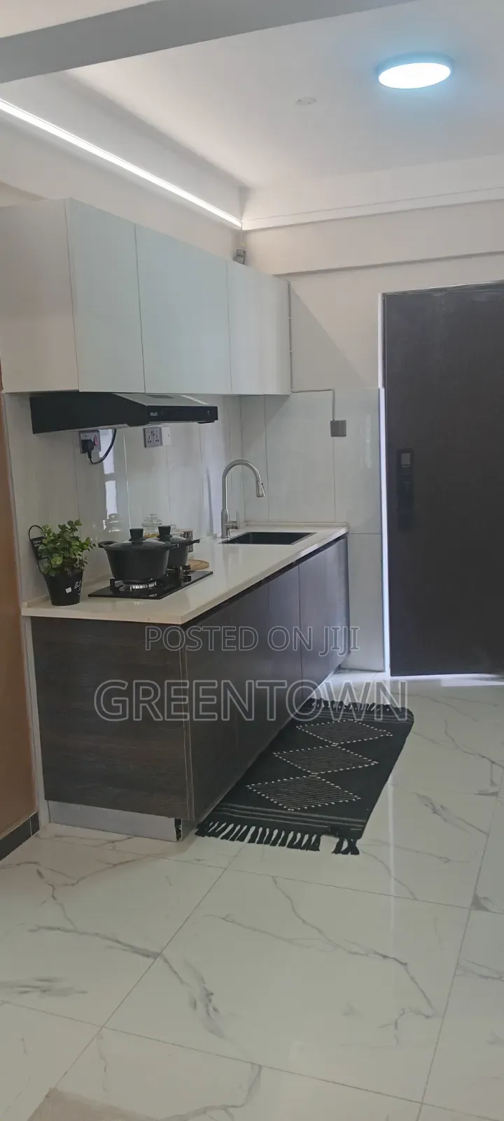 1bdrm Apartment in Super Garden, Hurlingham for sale