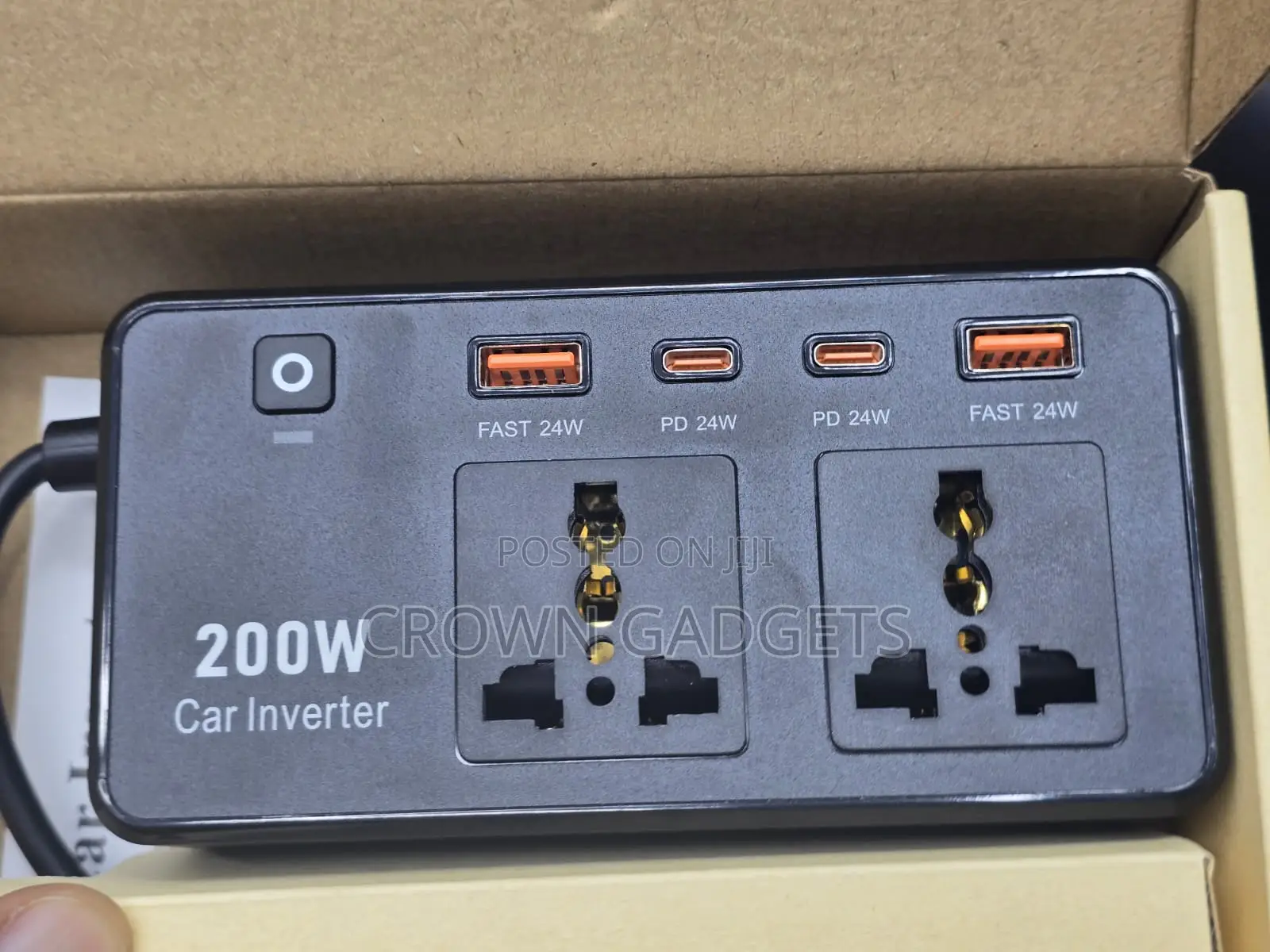 200w Car Power Inverter 12v to 220v With USB-C Pd USB-A