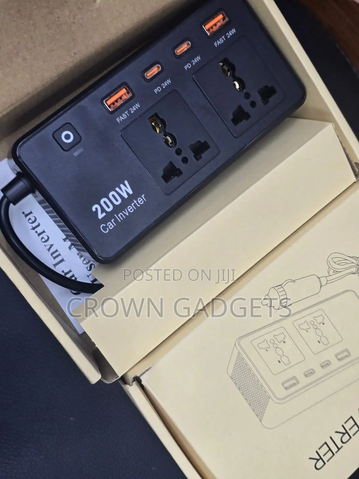 12V to 220V Car Power Inverter With PD USB-C AC Outlets