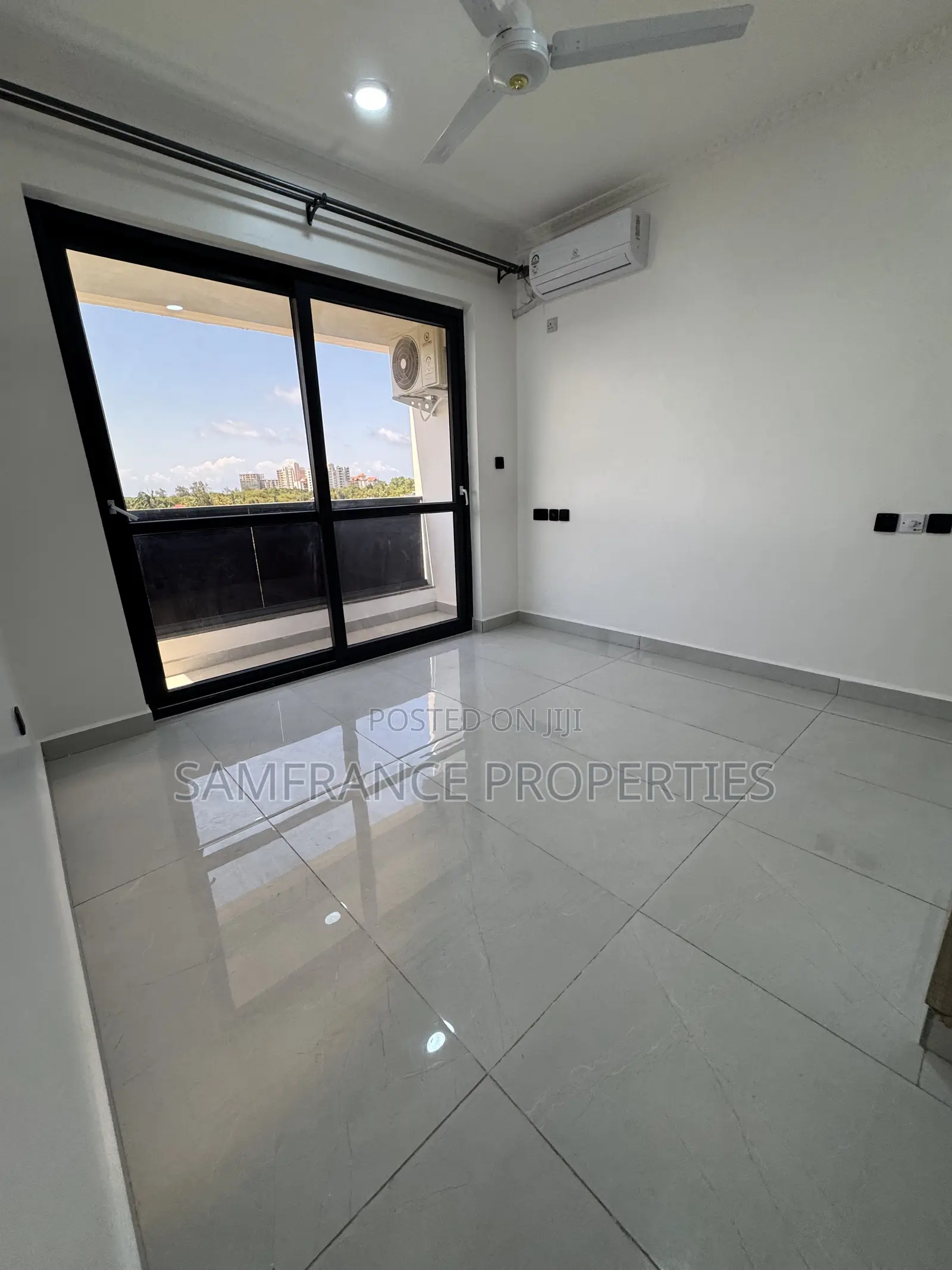 3bdrm Apartment in Refium, Nyali Mkomani for sale